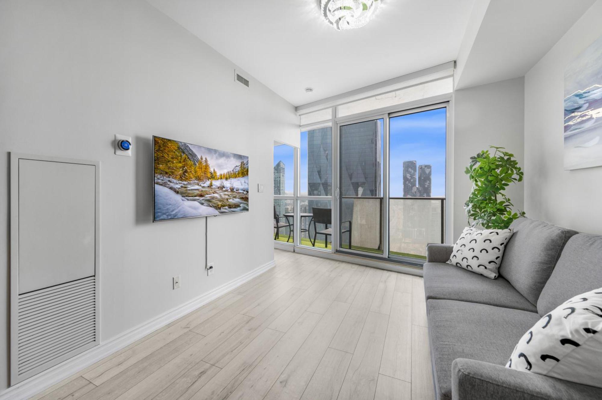 Luxury Downtown Toronto 2 Bedroom Suite With City And Lake Views And Free Parking ภายนอก รูปภาพ
